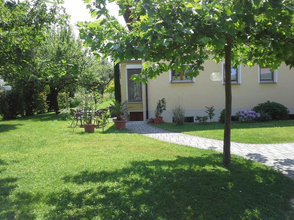 Apartment Herdrich Rust Szoba fotó